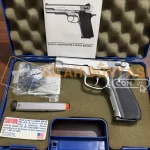Yargı mensubunun koleksiyonundan Smith Wesson 5906 model silah.
