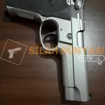 Yargı mensubunun koleksiyonundan Smith Wesson 5906 model silah.